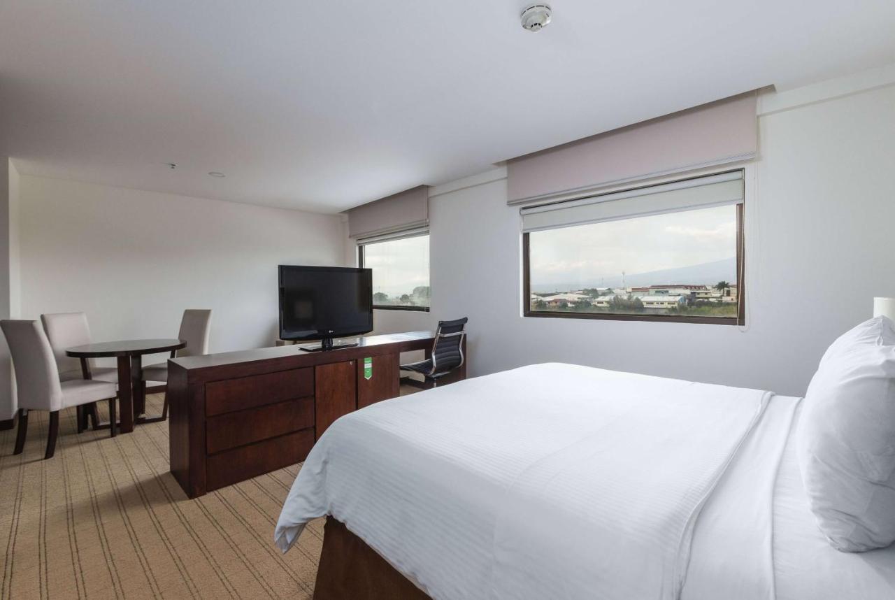 Готель Wyndham Garden San Jose Escazu, Costa Rica Екстер'єр фото